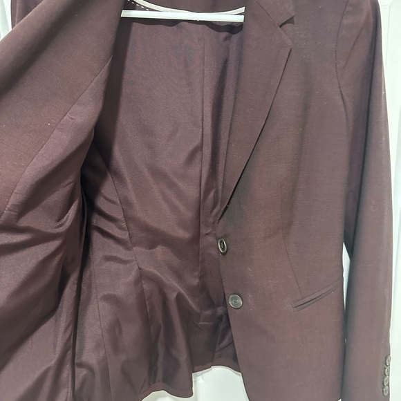 The Limited burgundy blazer Sz 2 Tall - Picture 3 of 5